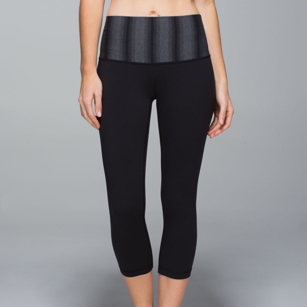 Lululemon Wunder Under Crop II Roll Down / 4